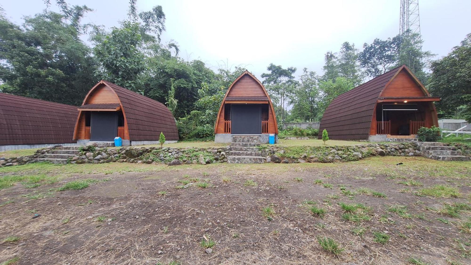 The Allabun Glamping Yogyakarta Калиуранг Экстерьер фото