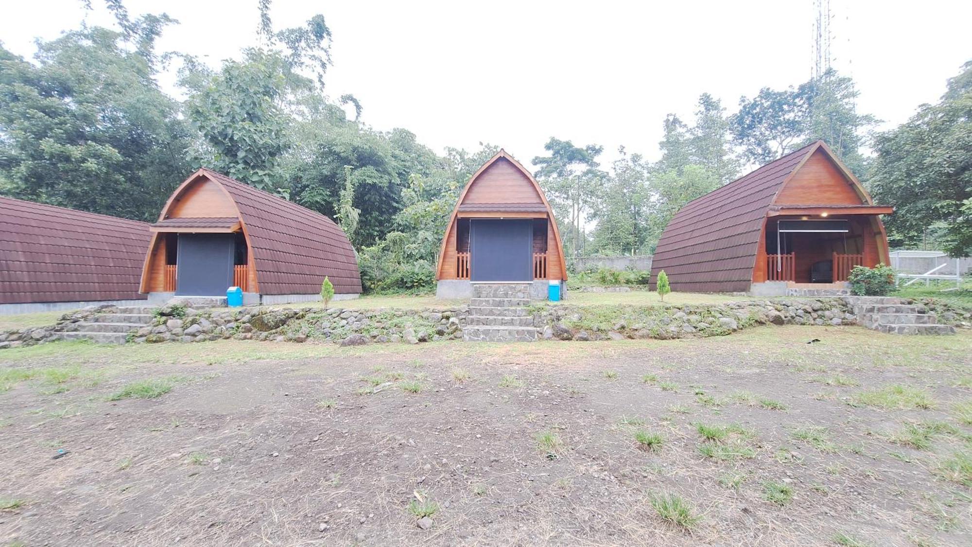 The Allabun Glamping Yogyakarta Калиуранг Экстерьер фото