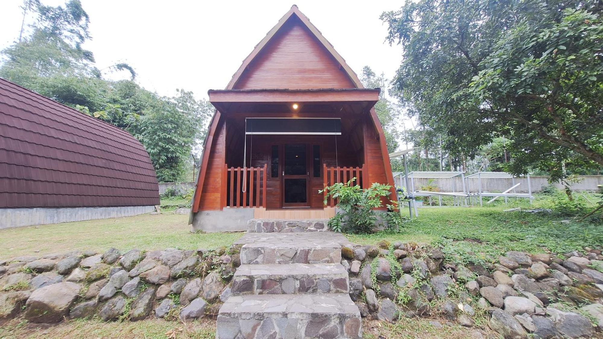 The Allabun Glamping Yogyakarta Калиуранг Экстерьер фото